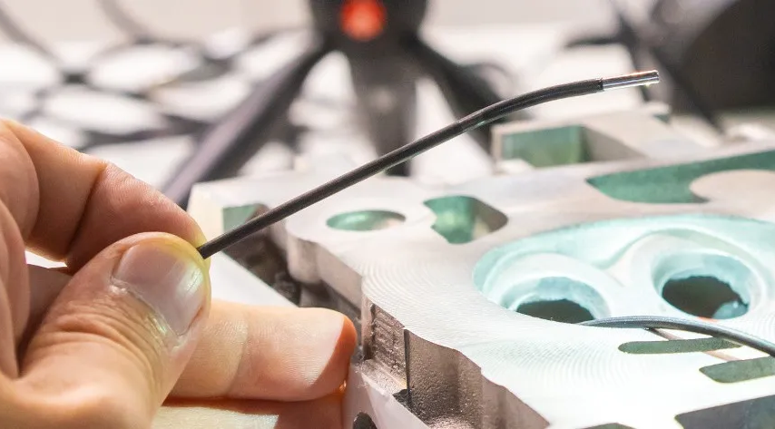 9-CaseStudies-OpticalInspectionDevice-endoscopeborescope-engine-video-inspection-mast