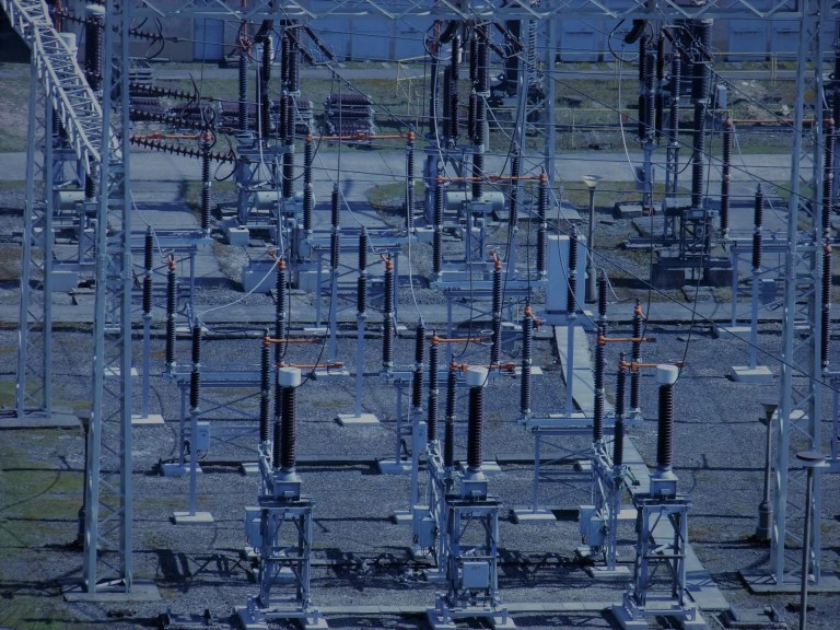 9-casestudies-PowerGridConditionMonitoring-energy-power-grid-pixa