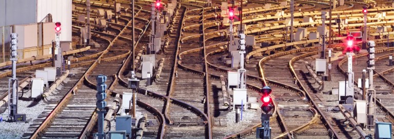9-casestudies-WaysideRailApplication-rail-switching-equipment